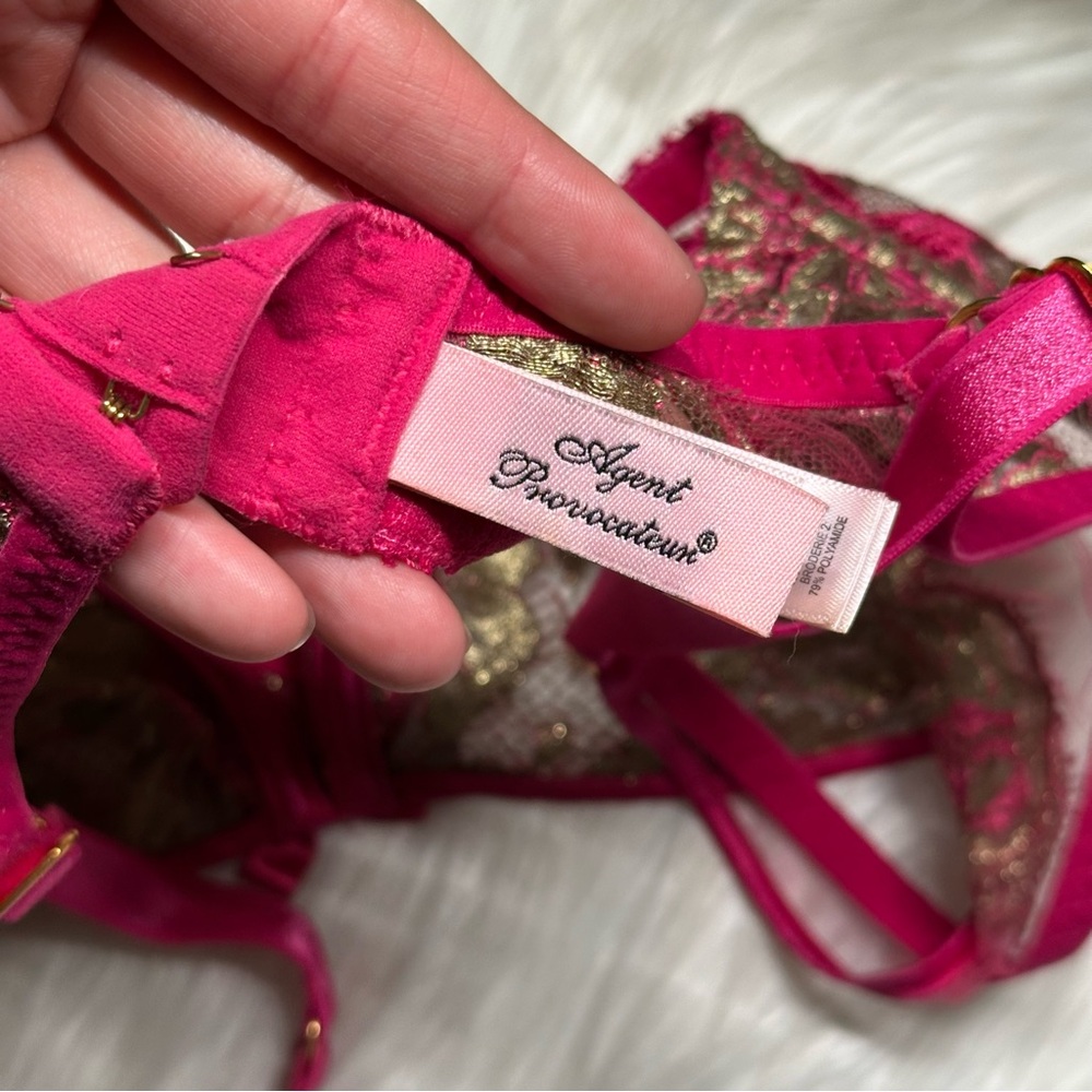 Agent Provocateur Lysianne Bra and Suspenders - Picture 7 of 12